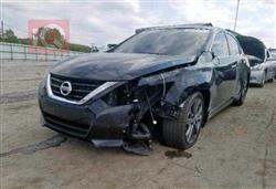 نيسان ألتيما